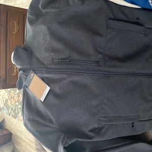 I am selling a brand new it’s a men’s small ,  women’s medium north face jacket